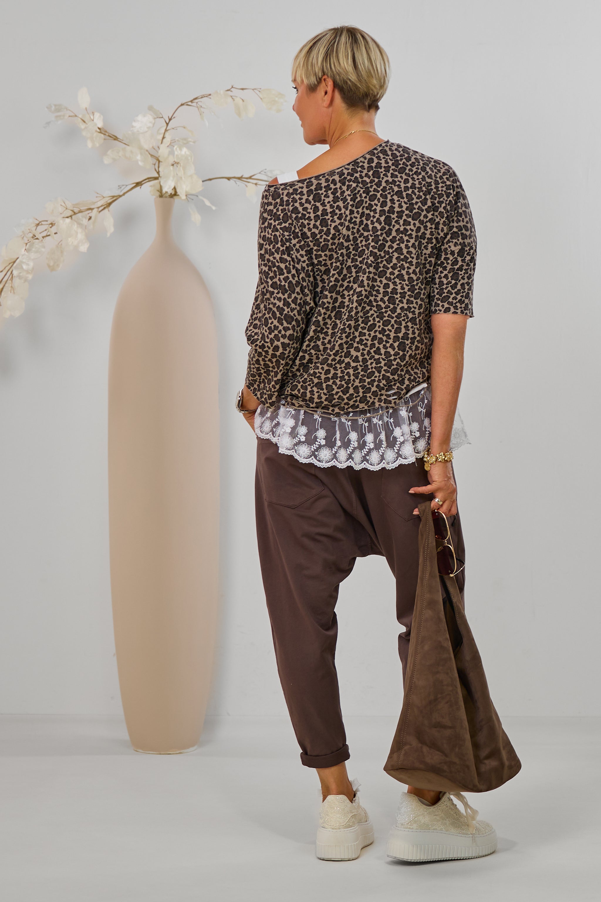 Cut-Out Shirt UPSTATE, leo-taupe-weiß