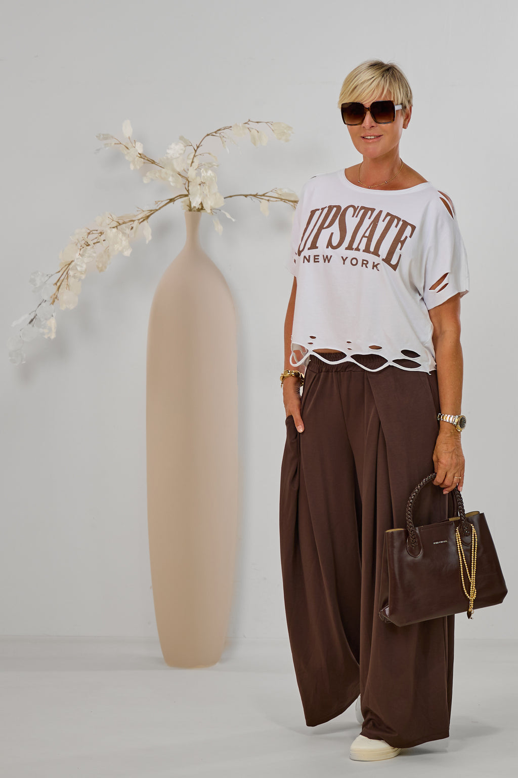 Weite Hose mit breiten Falten, braun