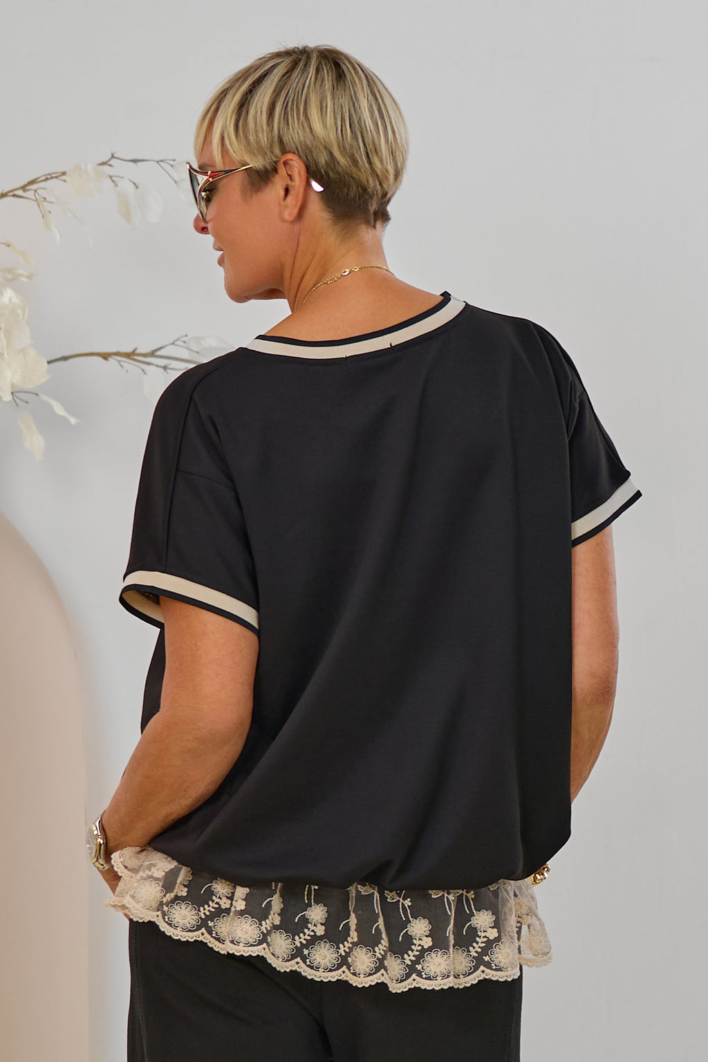 kurzarm Shirt im Balloon-Style, schwarz