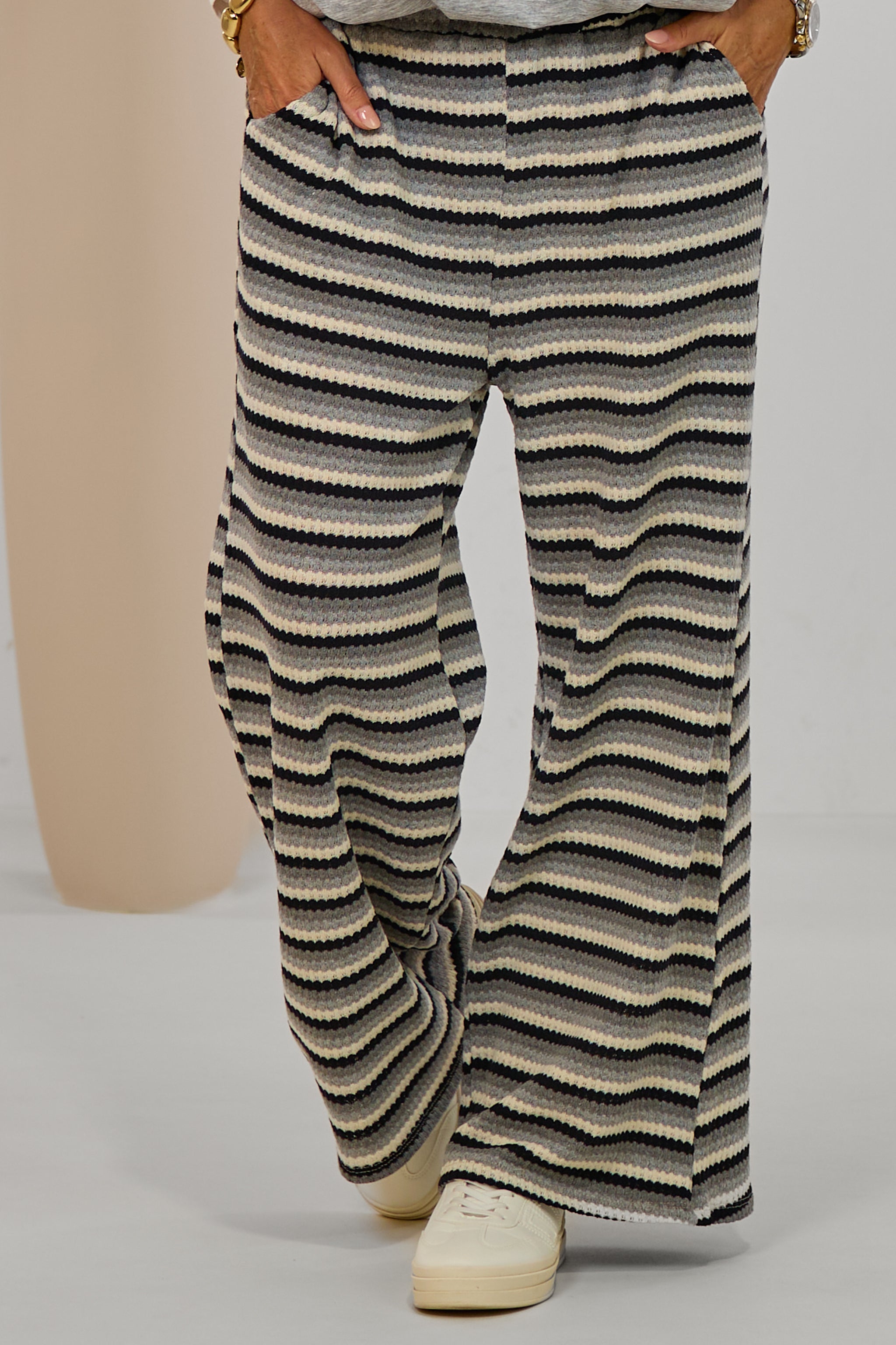 Strickhose - geringelt, grau-schwarz-ecru