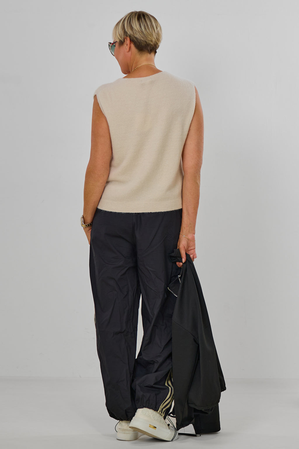 flauschige Strickweste, beige