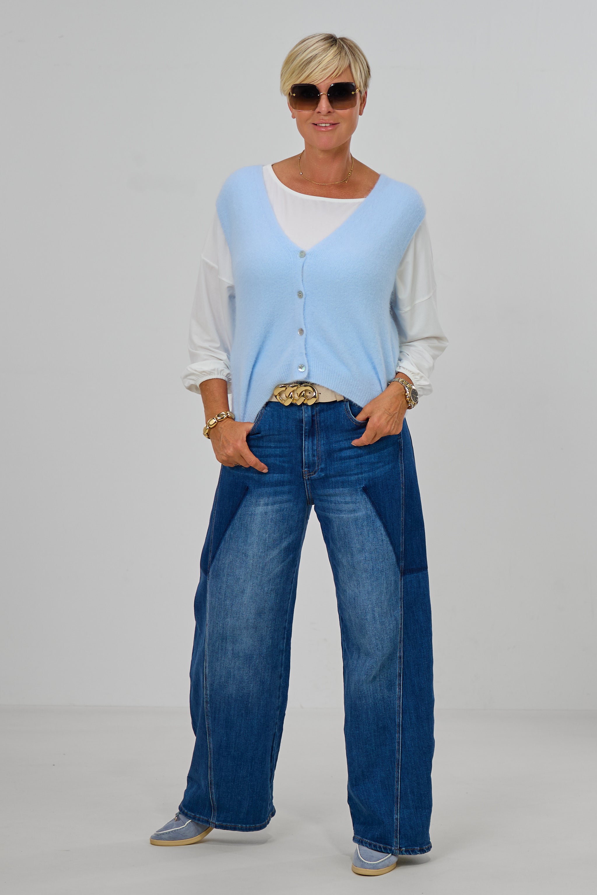 flauschige Strickweste, hellblau