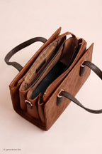 kleine, elegante Tasche mit Rauten, camel/orange