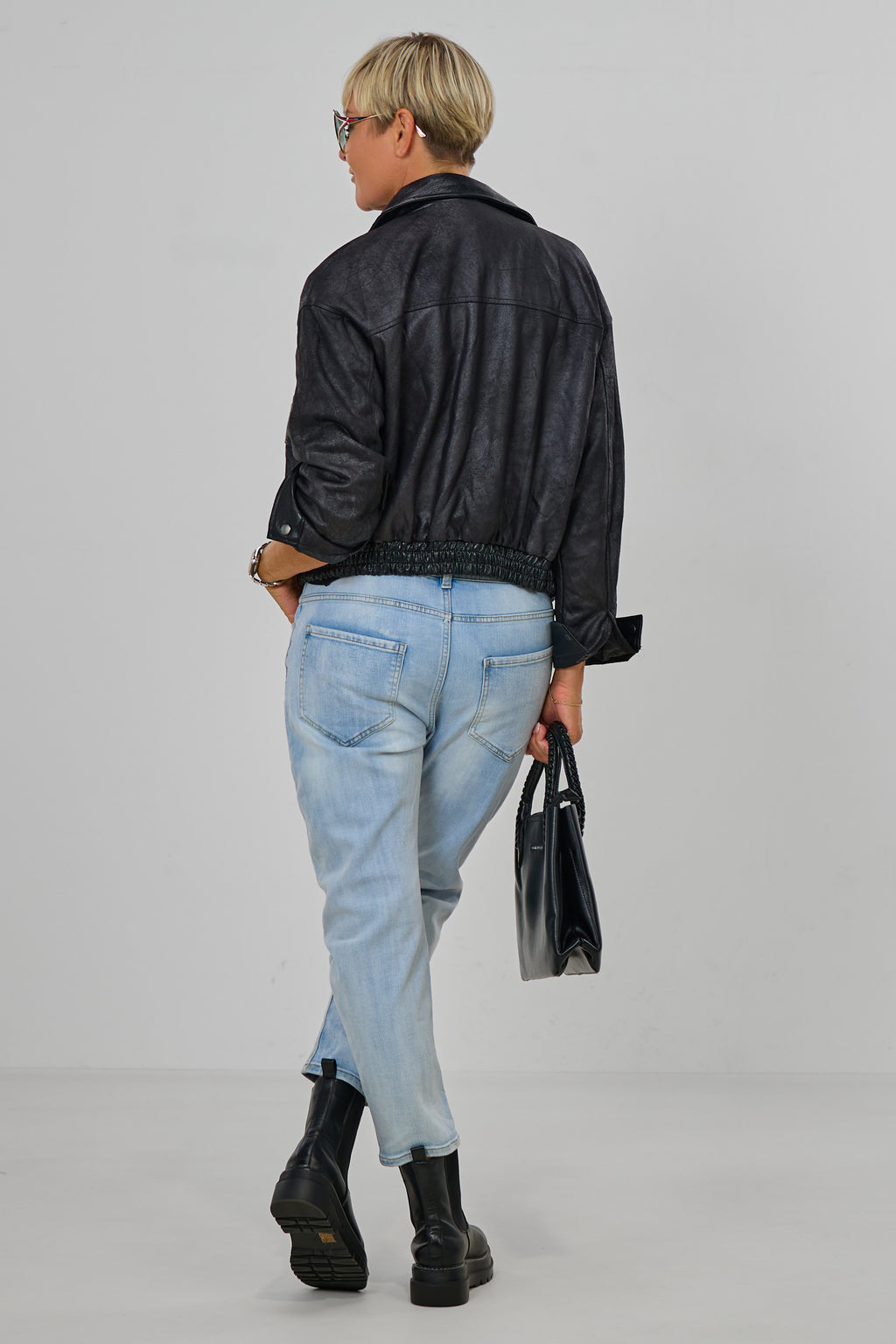 Jacket in washed leather look, black