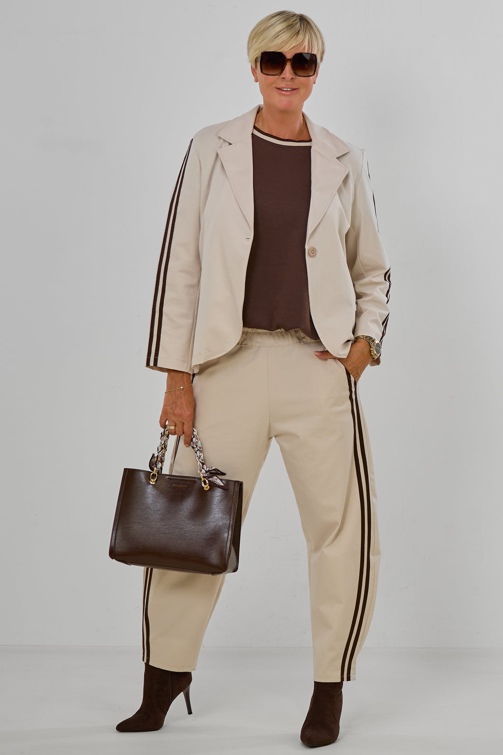 Gerade geschnittener, sportlicher Blazer, beige-braun