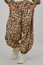 Leichte Pumphose im Leo-Look mit Streifen, leo-beige-braun