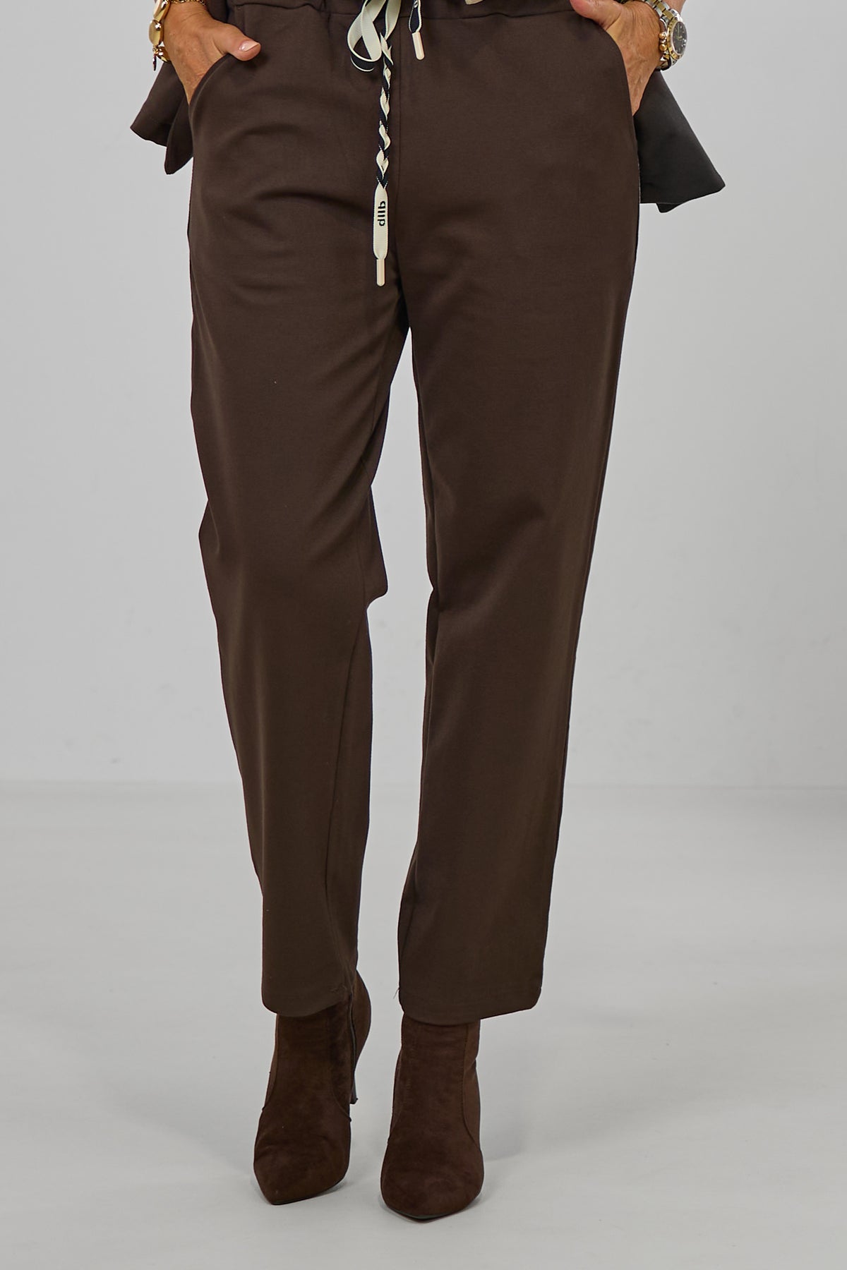 Sportliche Anzughose mit Streifen, braun-beige