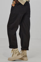 leichte Jeans mit Gürtel, schwarz