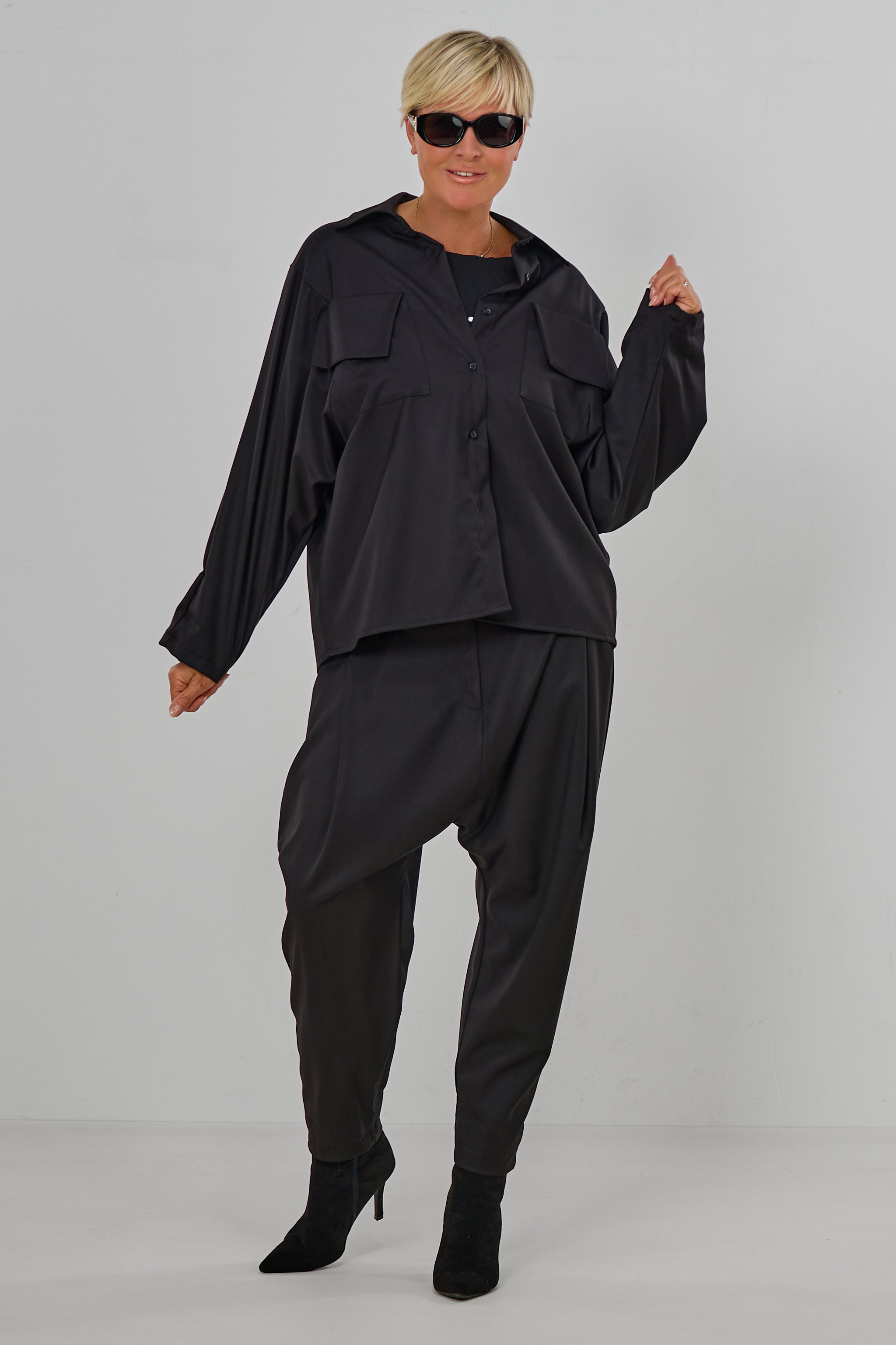 Hemdbluse mit Fledermausärmeln, schwarz