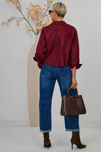 Kurze Bluse mit Rüschenbesatz, bordeaux