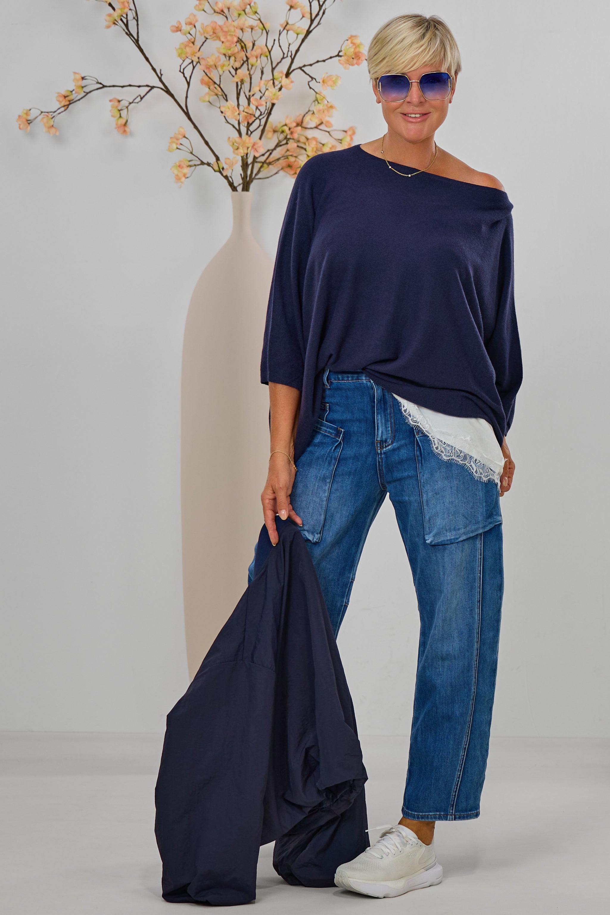 Feinstrickpulli mit 3/4 langen Fledermausärmeln, marine