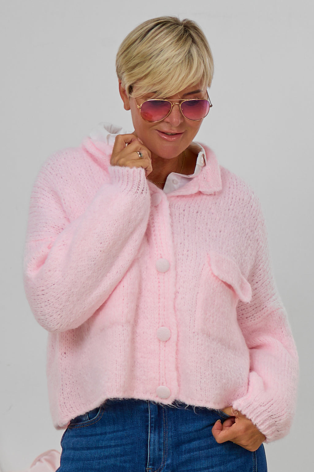 Strickjacke mit kleinem Kragen, rosa
