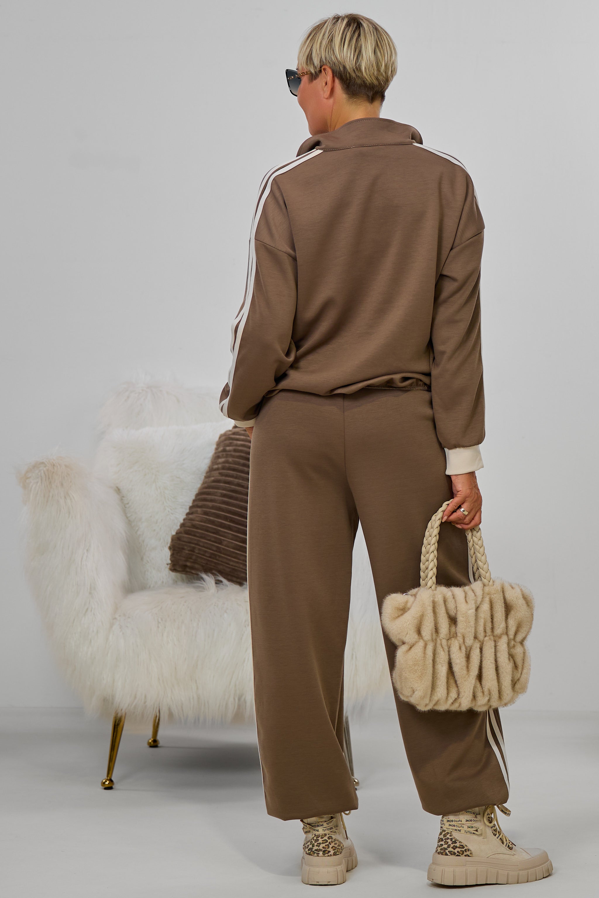 Sportlicher Cozy-Anzug mit Streifen, hellbraun-beige