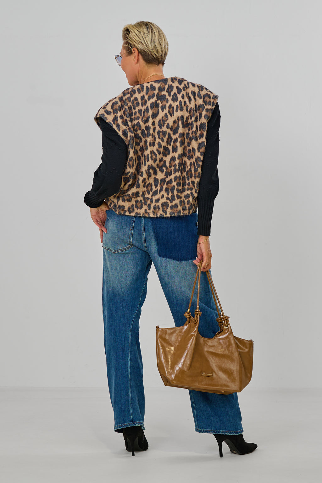 Wollige Weste im Leo-Look, leo