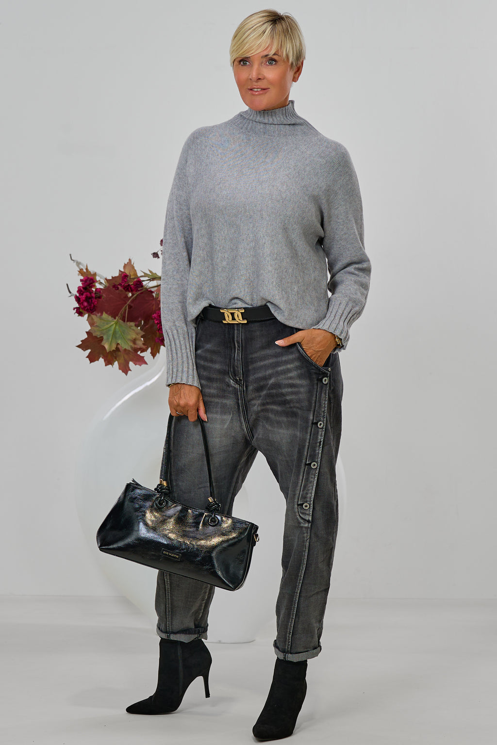 Weicher Strickpulli mit Turtleneck, hellgrau