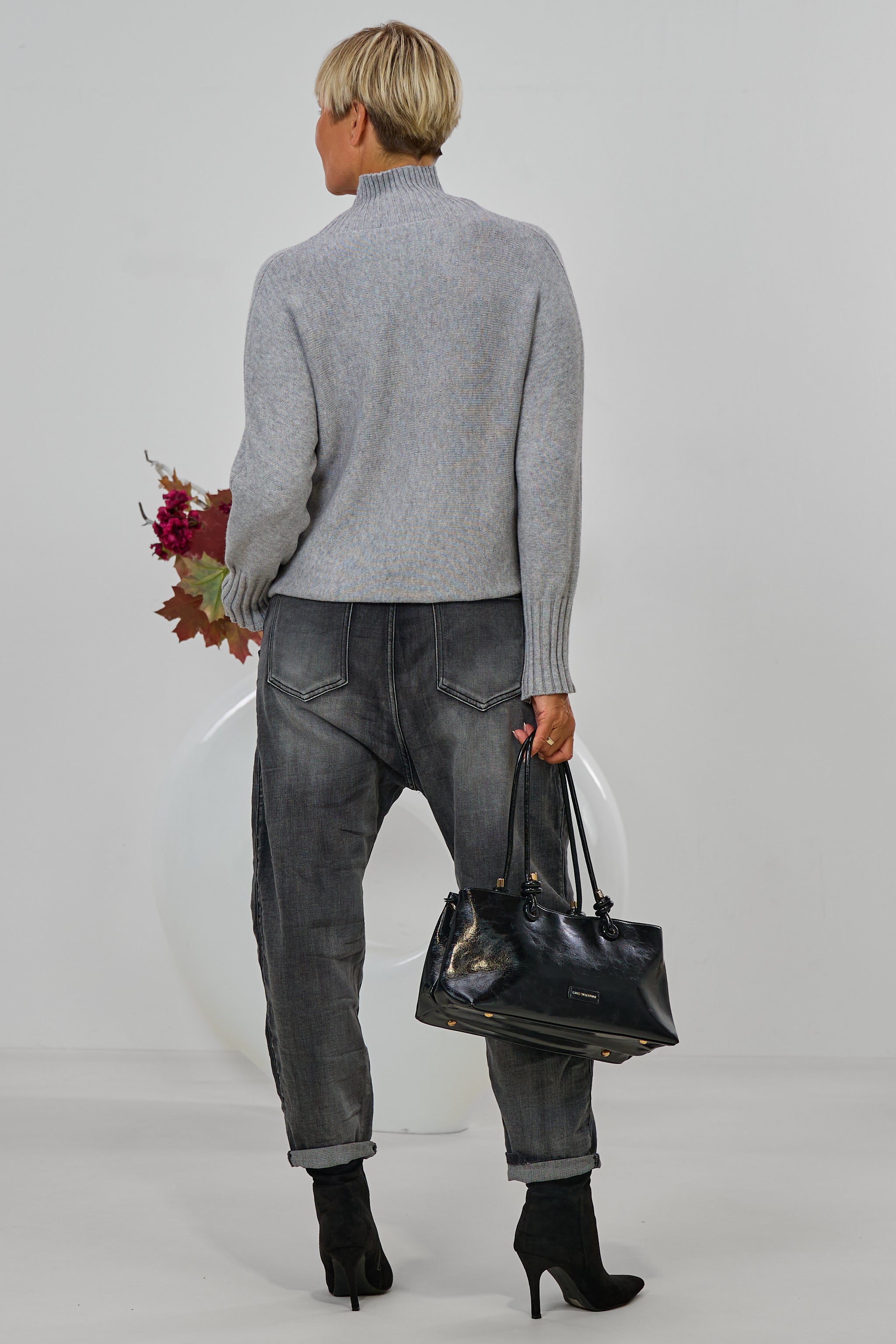 Weicher Strickpulli mit Turtleneck, hellgrau