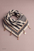 Weiches Tuch mit Charms, anthrazit-taupe-beige