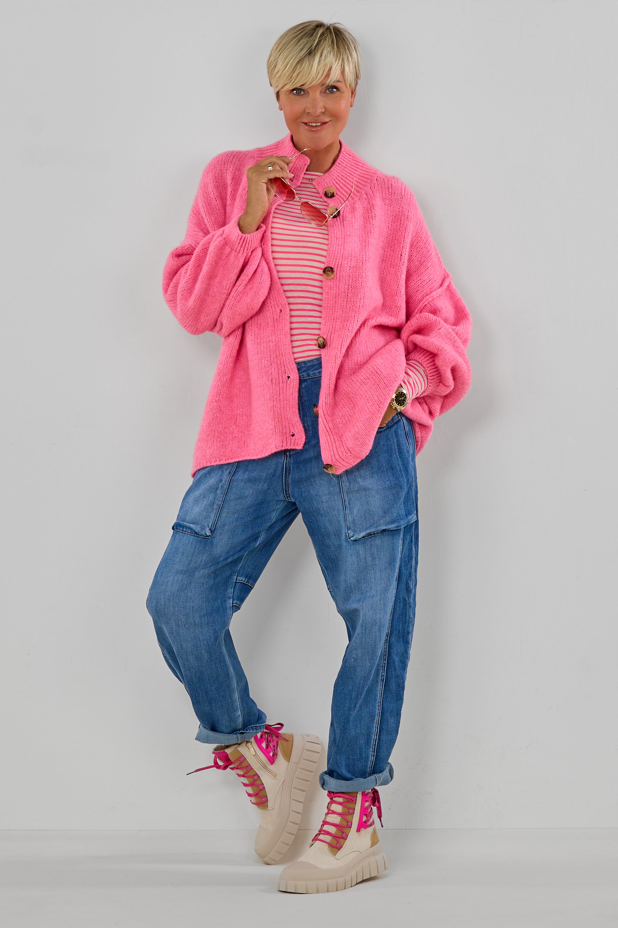 Cardigan mit naturfarbenen Knöpfen, pink