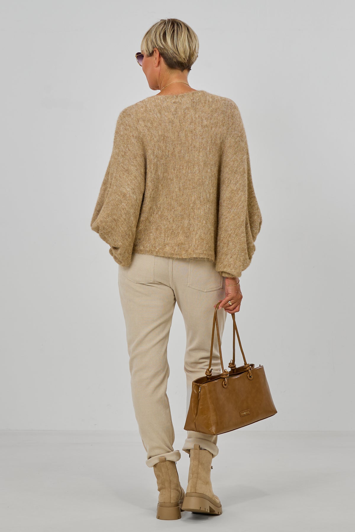Strickpulli/Überwurf, quergestrickt, hellcamel meliert