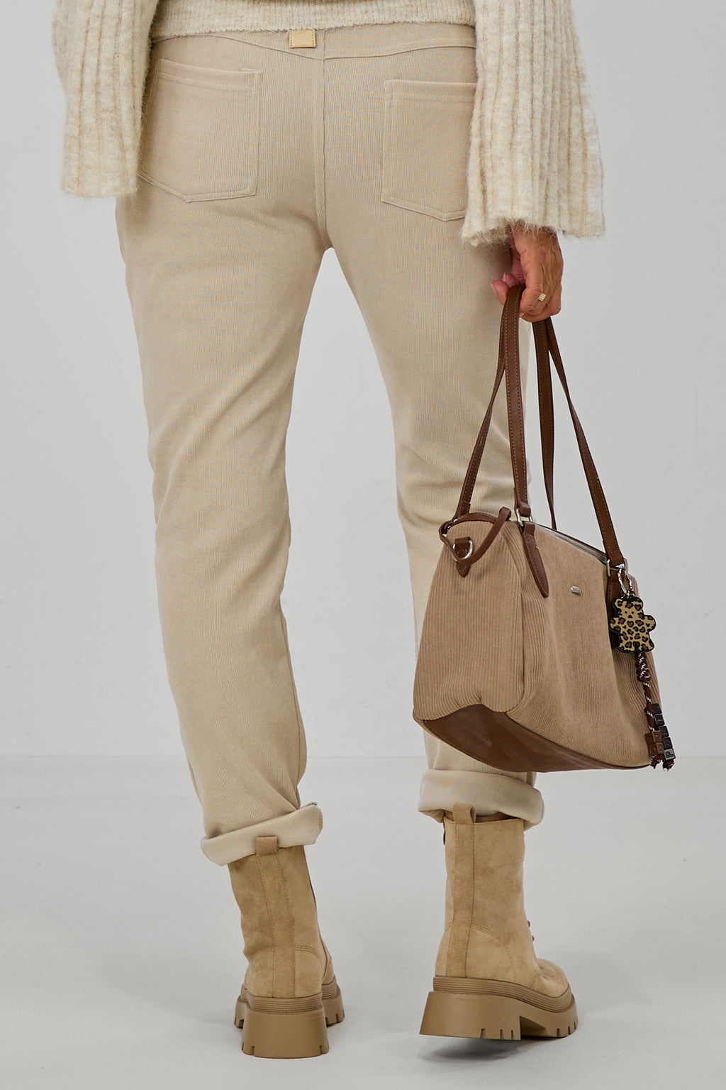 Feincord-Hose mit elastischem Bund, beige