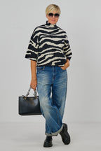 Pulli mit Turtleneck und 3/4 Arm, zebra ecru-schwarz