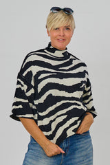 Pulli mit Turtleneck und 3/4 Arm, zebra ecru-schwarz
