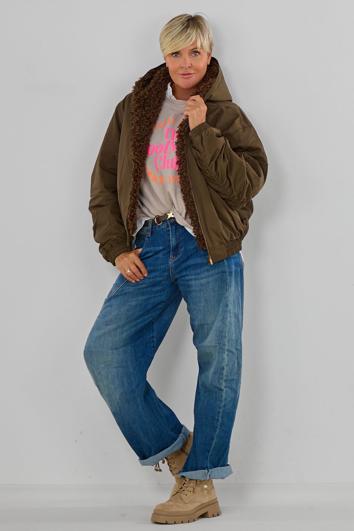 Bomberjacke mit Kapuze und abnehmbarem Teddyfell, khaki
