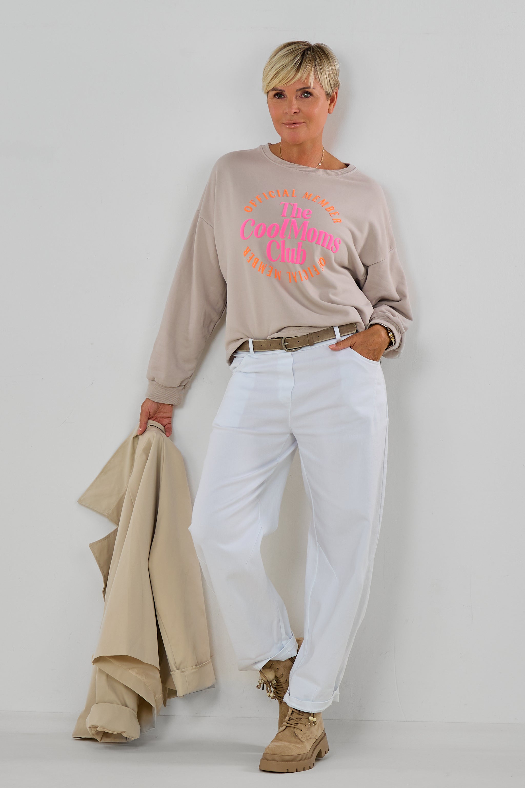 Sweaty COOL MOMS, beige-neonpink/orange