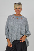 Strickpulli/Überwurf mit Cut-Out Herzen, hellgrau-meliert