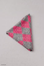 Dreiecksschal mit Rautenmuster, pink-grau