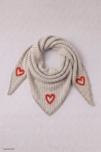 Dreiecksschal mit Herz, beige-ecru