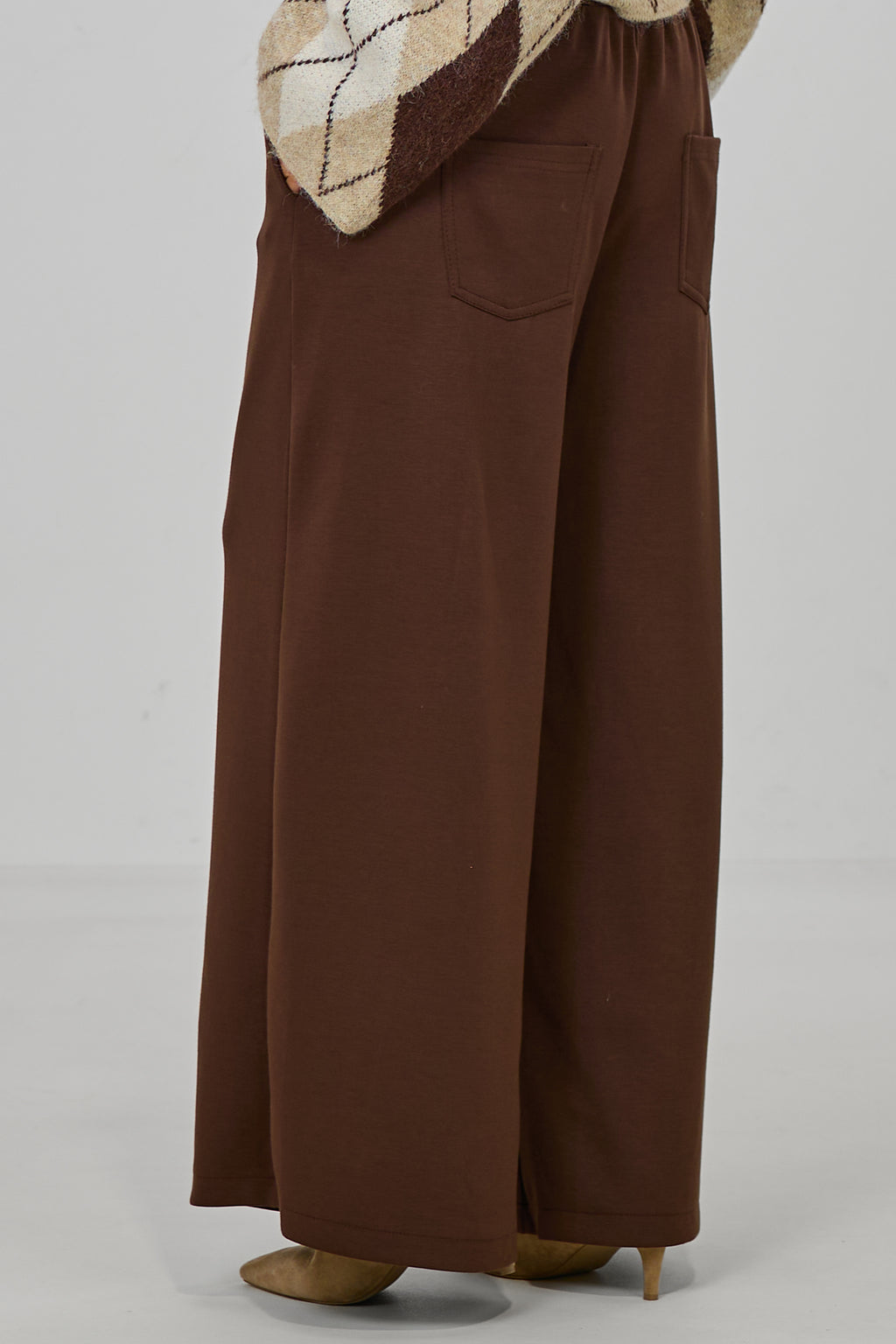 elegante Hose mit Zierknöpfen, schokobraun