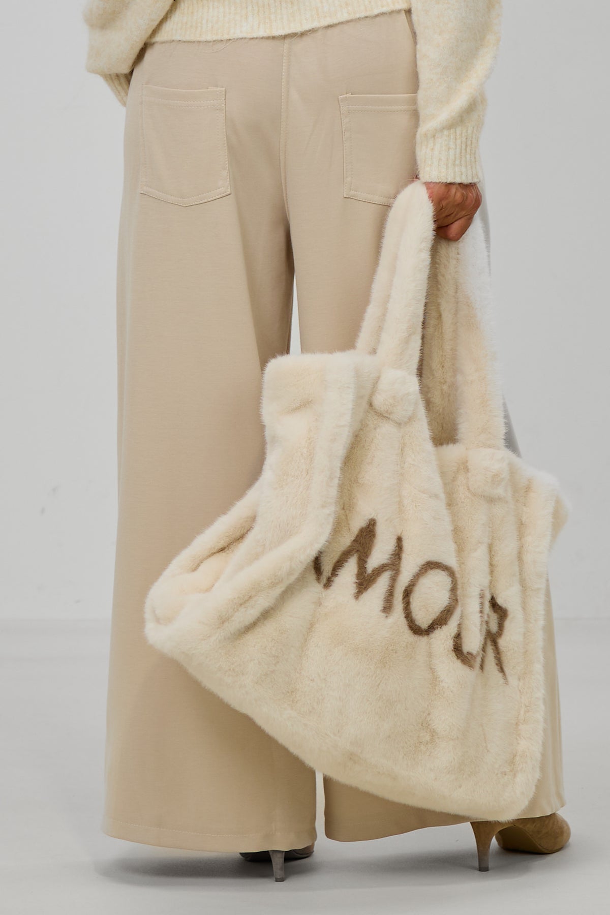 elegante Hose mit Zierknöpfen, beige