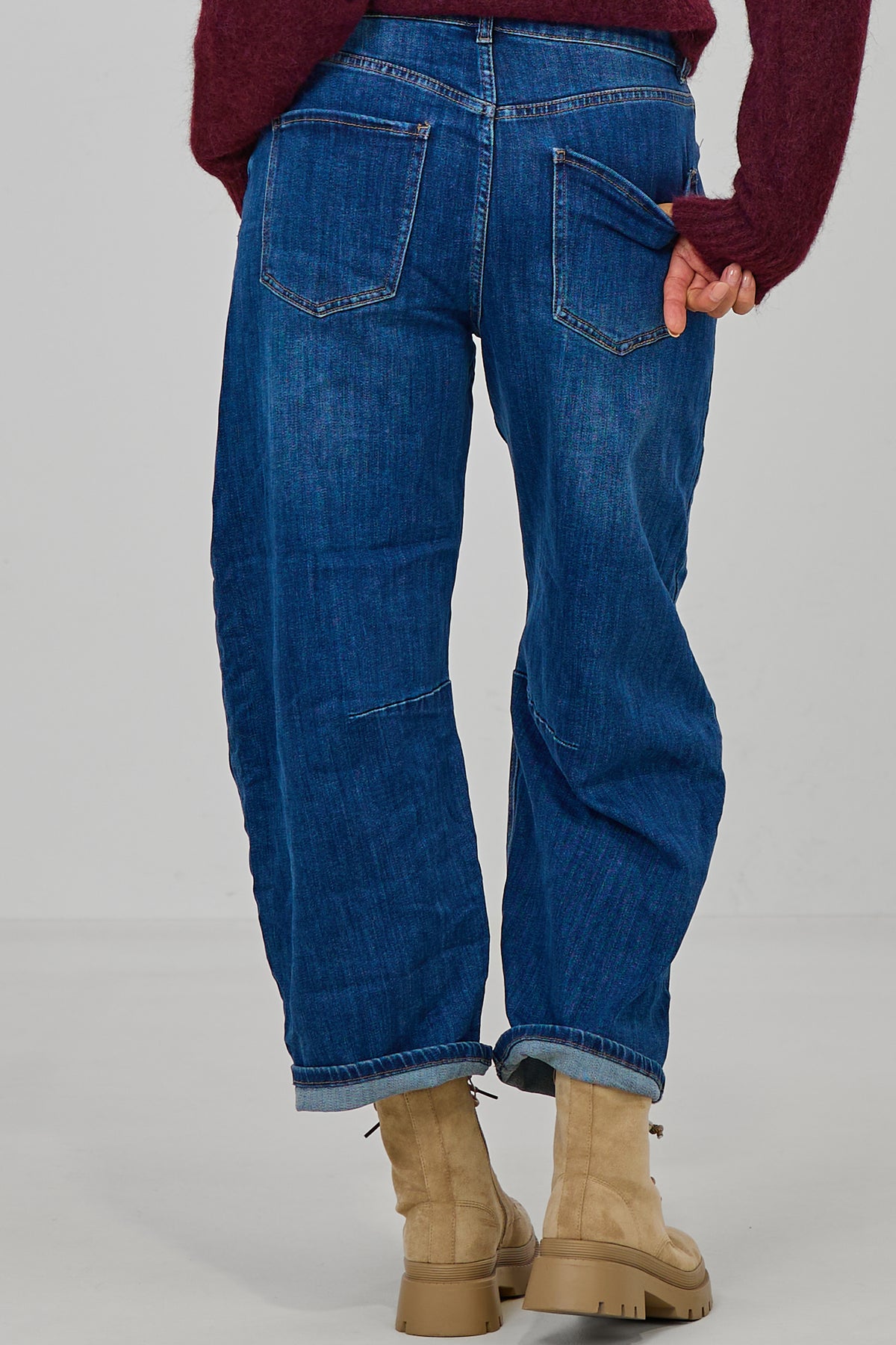 Barrel Jeans mit Zierknöpfen, denim