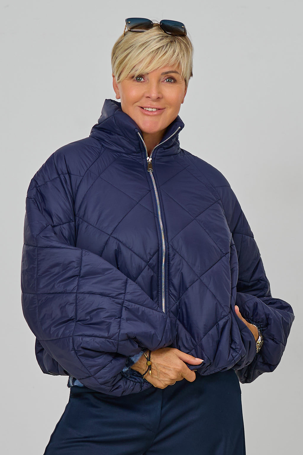 Balloon-Steppjacke mit Stehkragen, dunkelblau