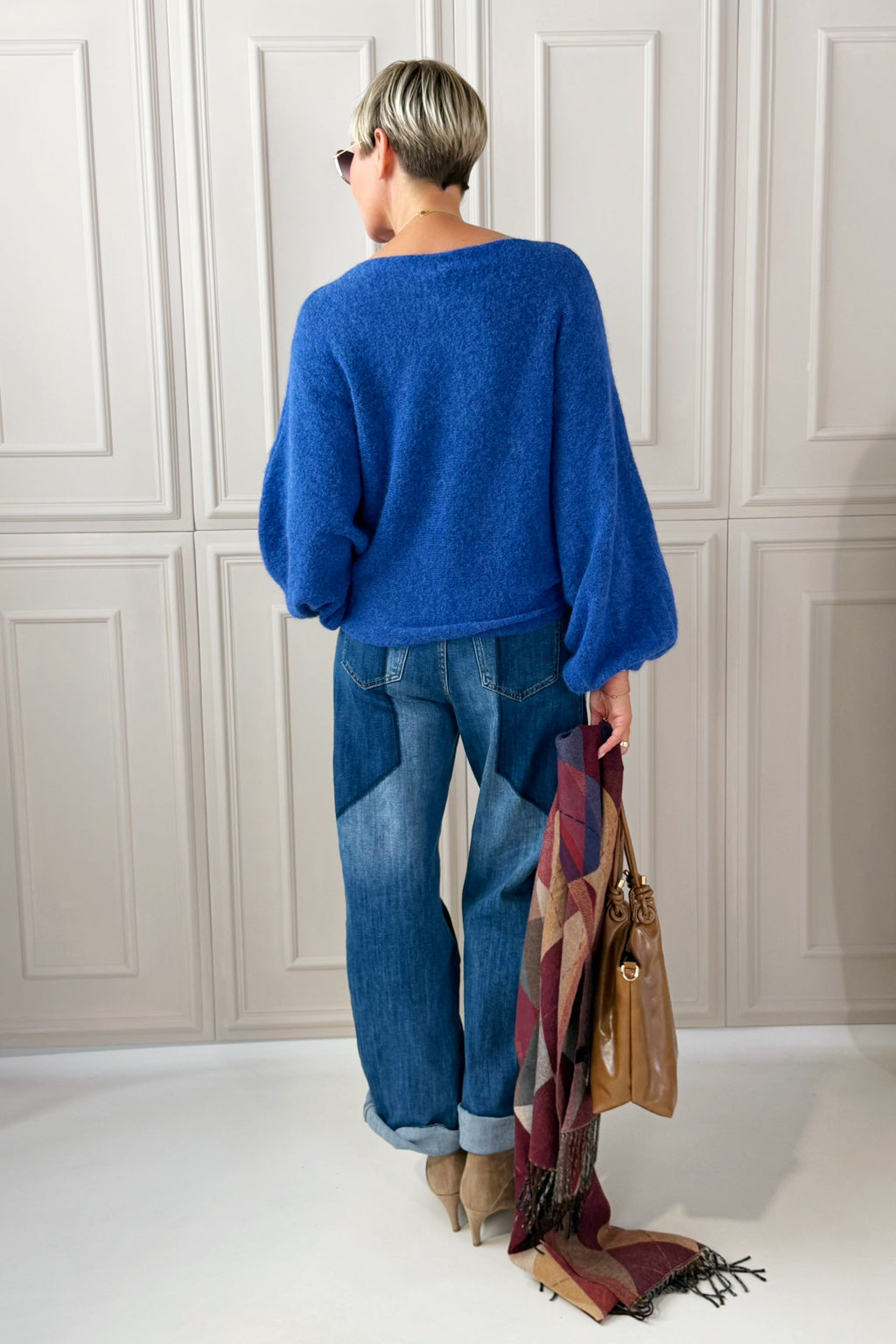 Strickpulli mit Fledermausärmeln, blau-schwarz-meliert