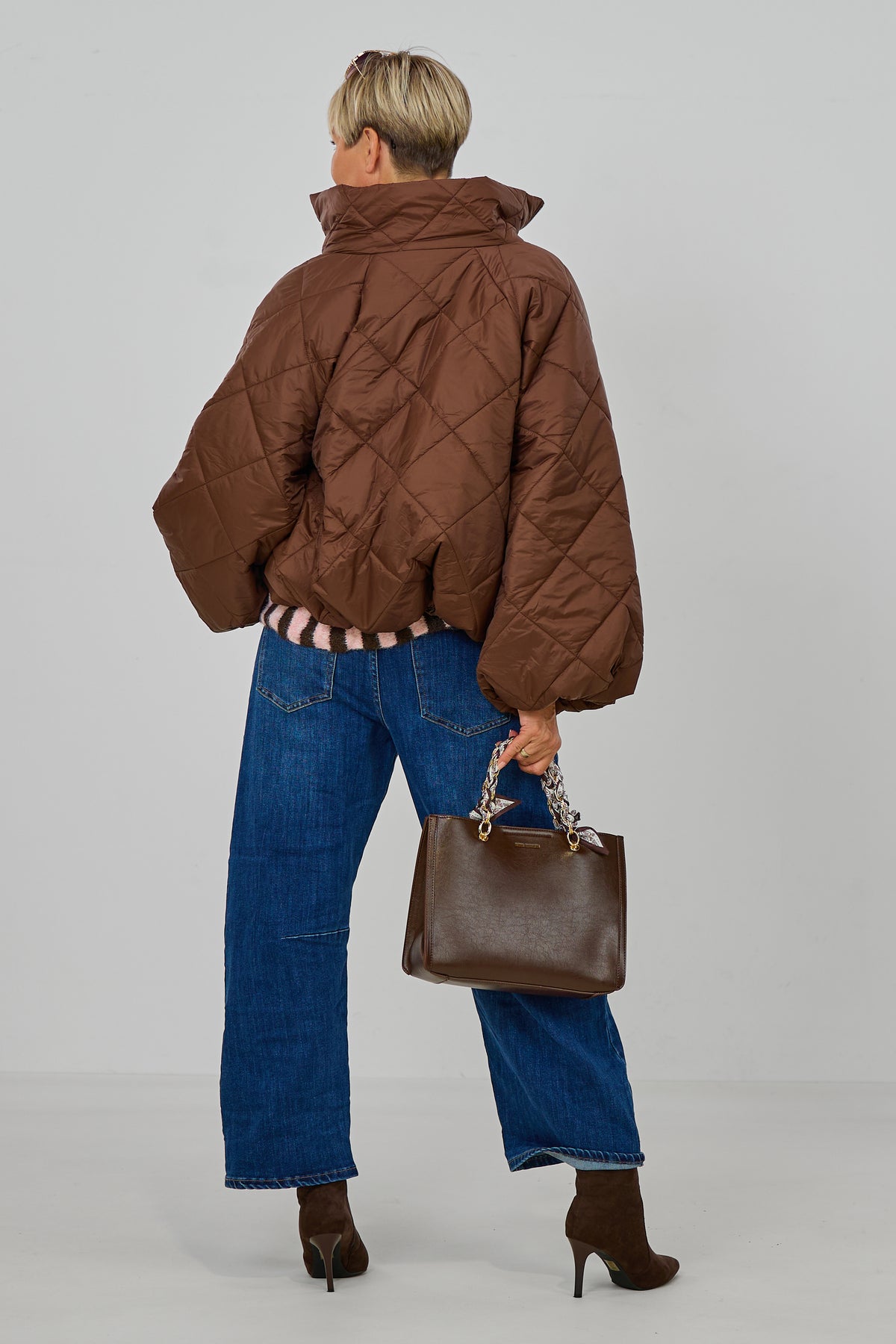 Balloon-Steppjacke mit Stehkragen, schokobraun