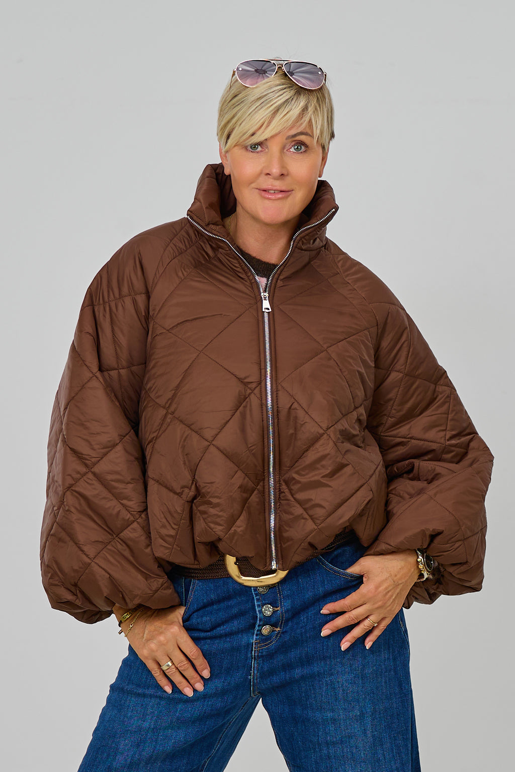 Balloon-Steppjacke mit Stehkragen, schokobraun