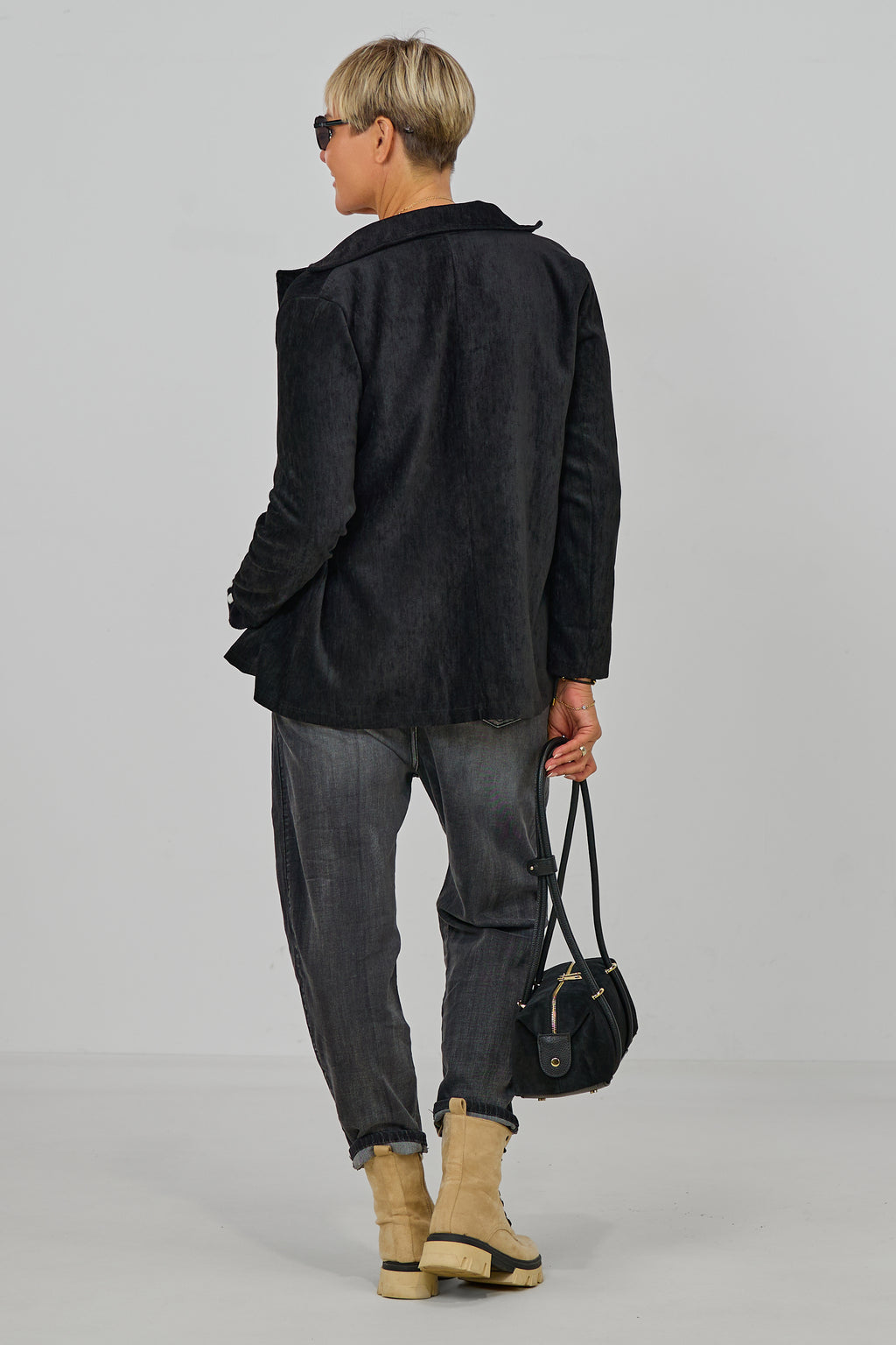 Samtiger Blazer, schwarz