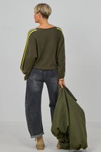 Pulli mit Streifen auf den Ärmeln, khaki-gelb