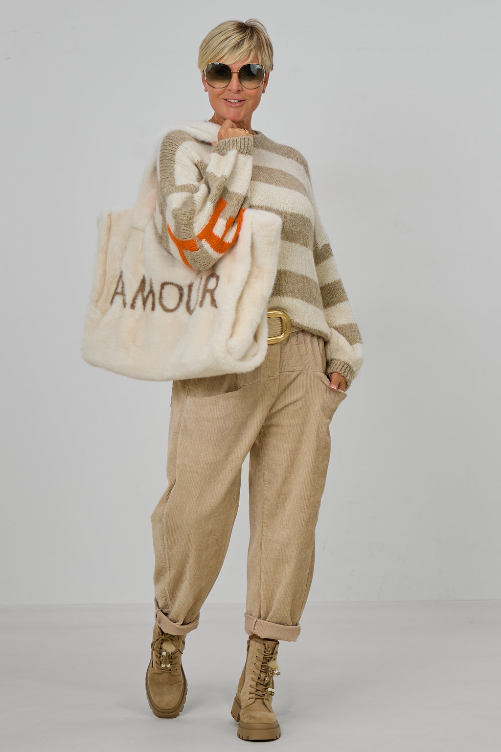 Gestreifter Strickpulli Namaste, taupe-beige
