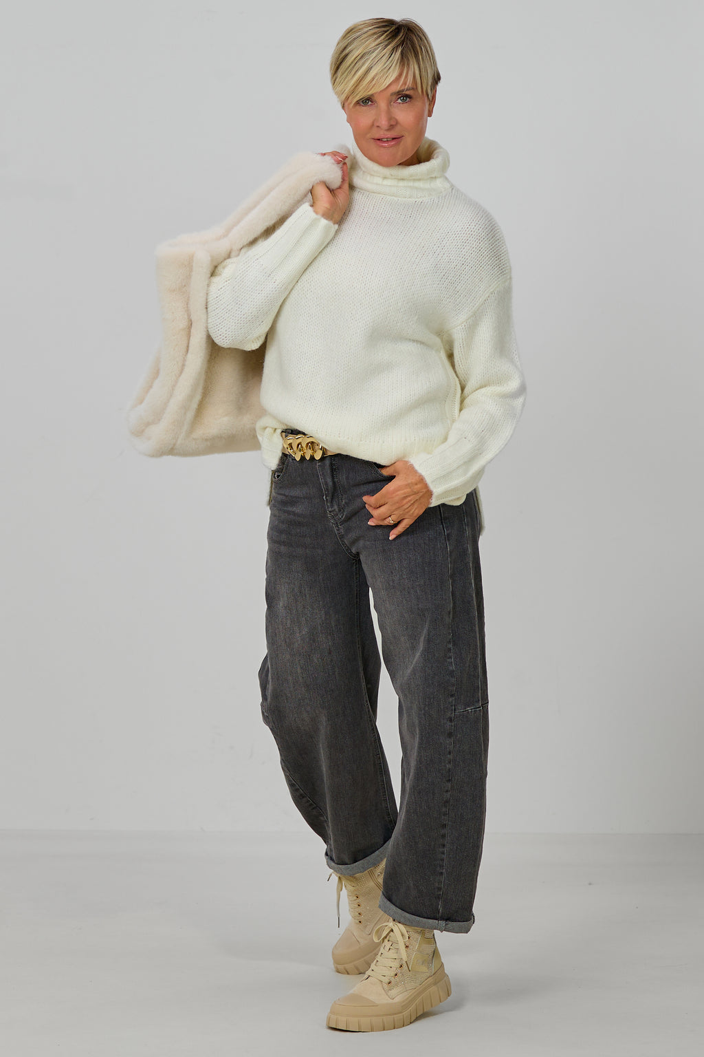 Rollkragen Strickpullover, ecru