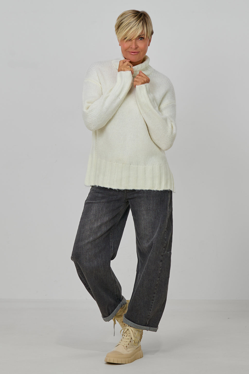 Rollkragen Strickpullover, ecru