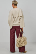 Bundfaltenhose im Lederlook, bordeaux
