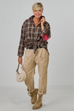 Breitcordhose mit elastischem Bund, beige