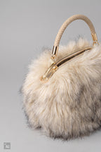 Halbrunde Felltasche, beige-braun