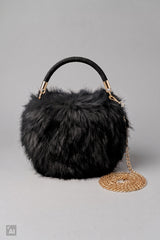 Halbrunde Felltasche, schwarz