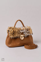 Handtasche mit Fellbesatz, camel