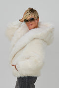 kurze Jacke mit weichem Fell, ecru