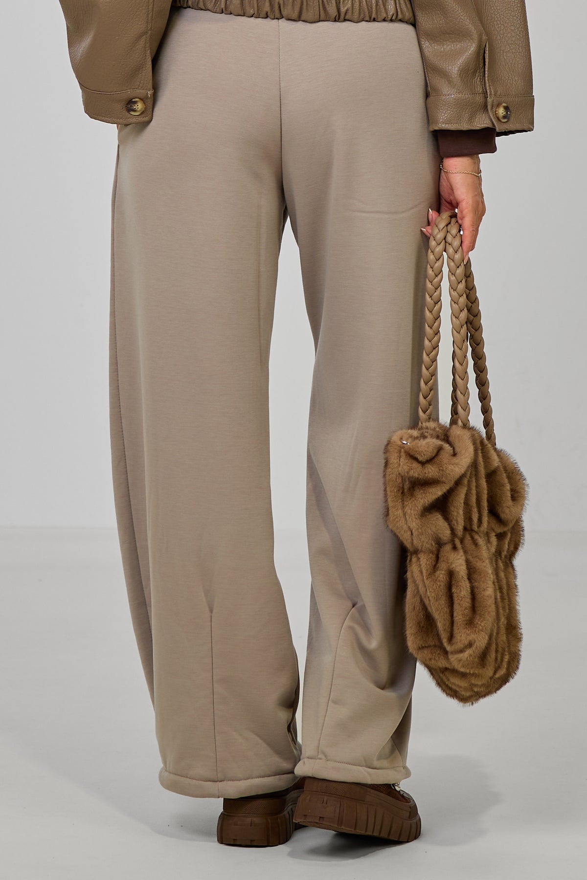 Kuschelige Freizeithose, taupe
